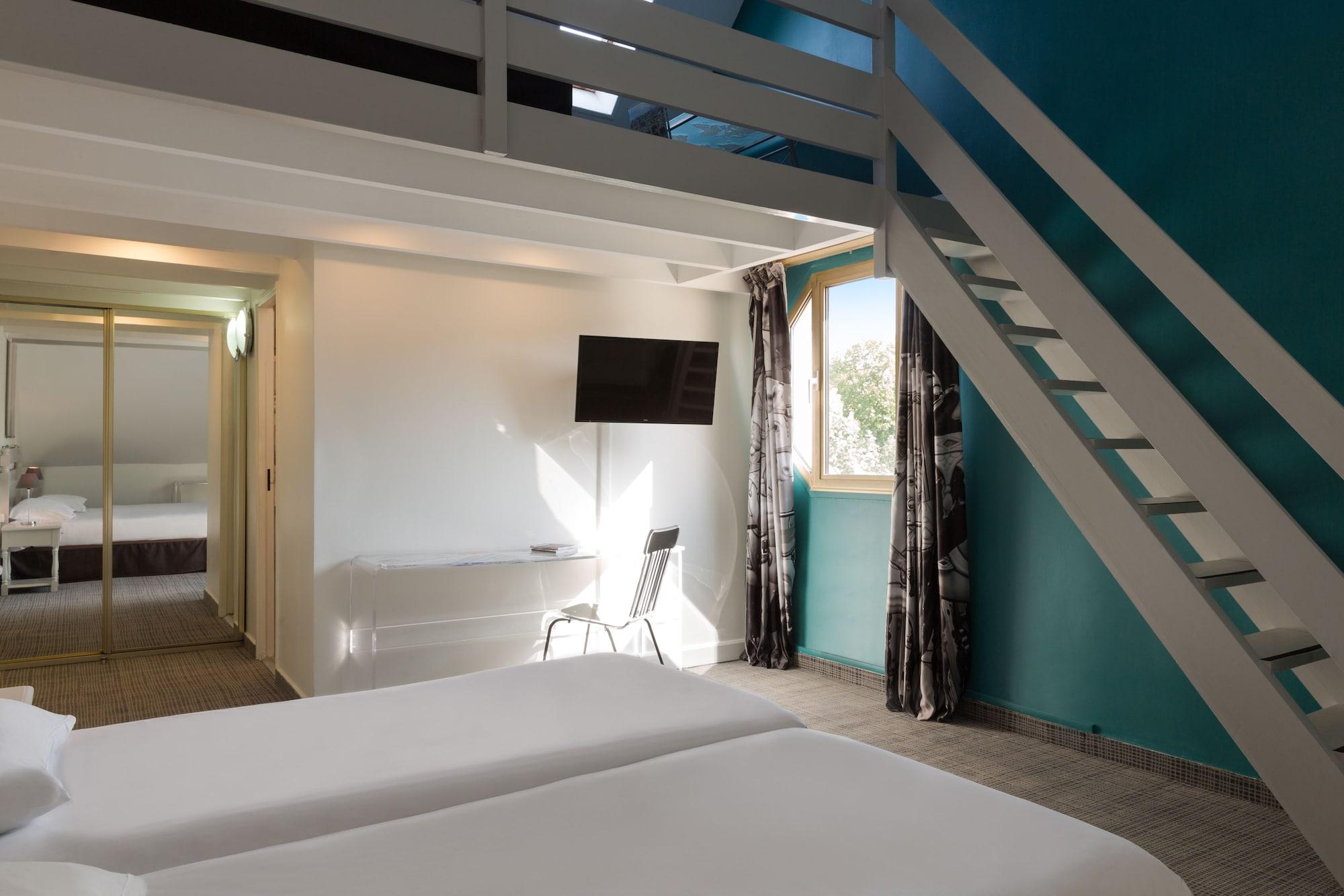 Hotel Le Cardinal Rueil Centre Экстерьер фото