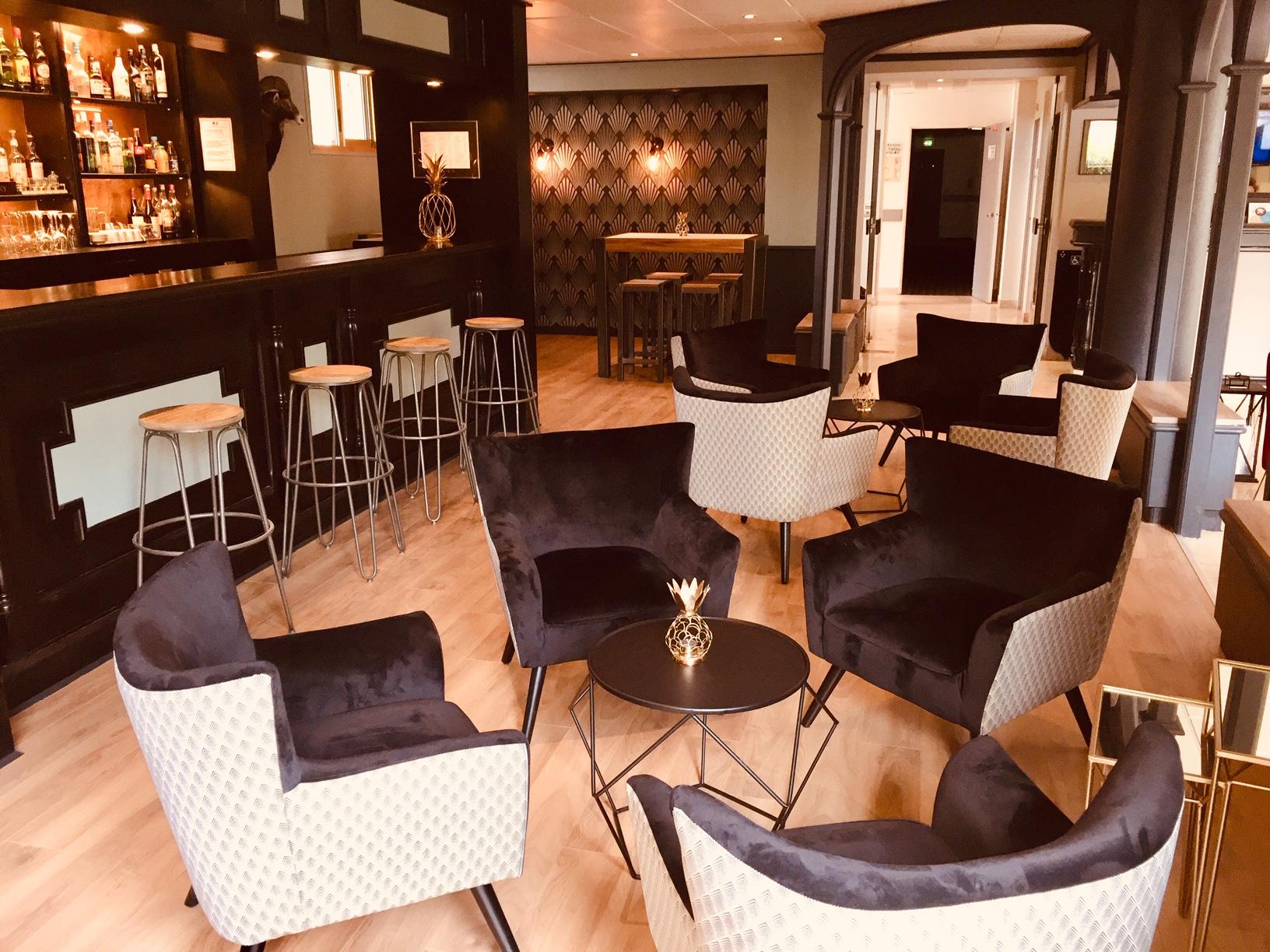 Hotel Le Cardinal Rueil Centre Экстерьер фото